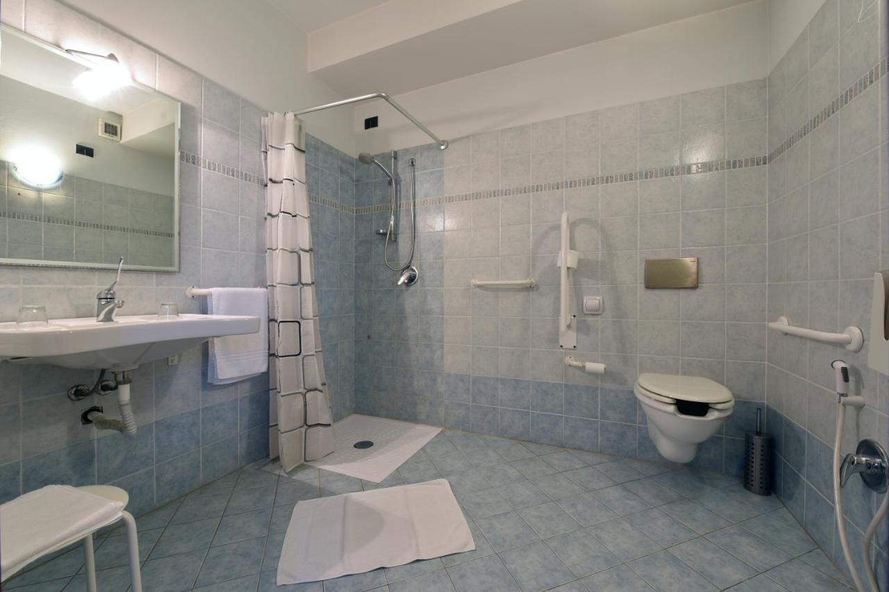 Hotel Ristorante Borgovecchio Montegrosso dʼAsti Extérieur photo