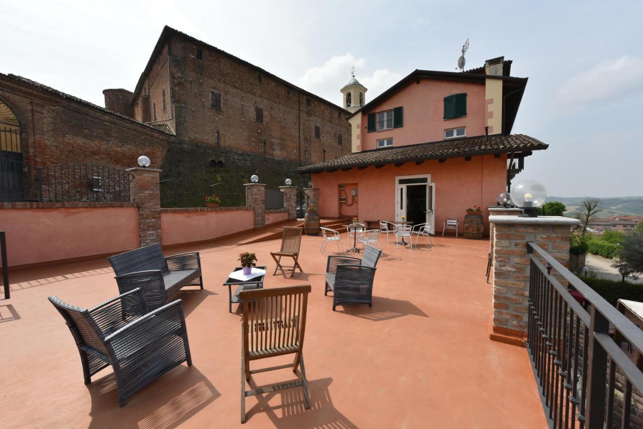 Hotel Ristorante Borgovecchio Montegrosso dʼAsti Extérieur photo
